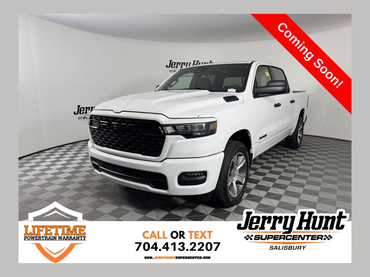 2025 RAM 1500 Tradesman Crew Cab 4WD