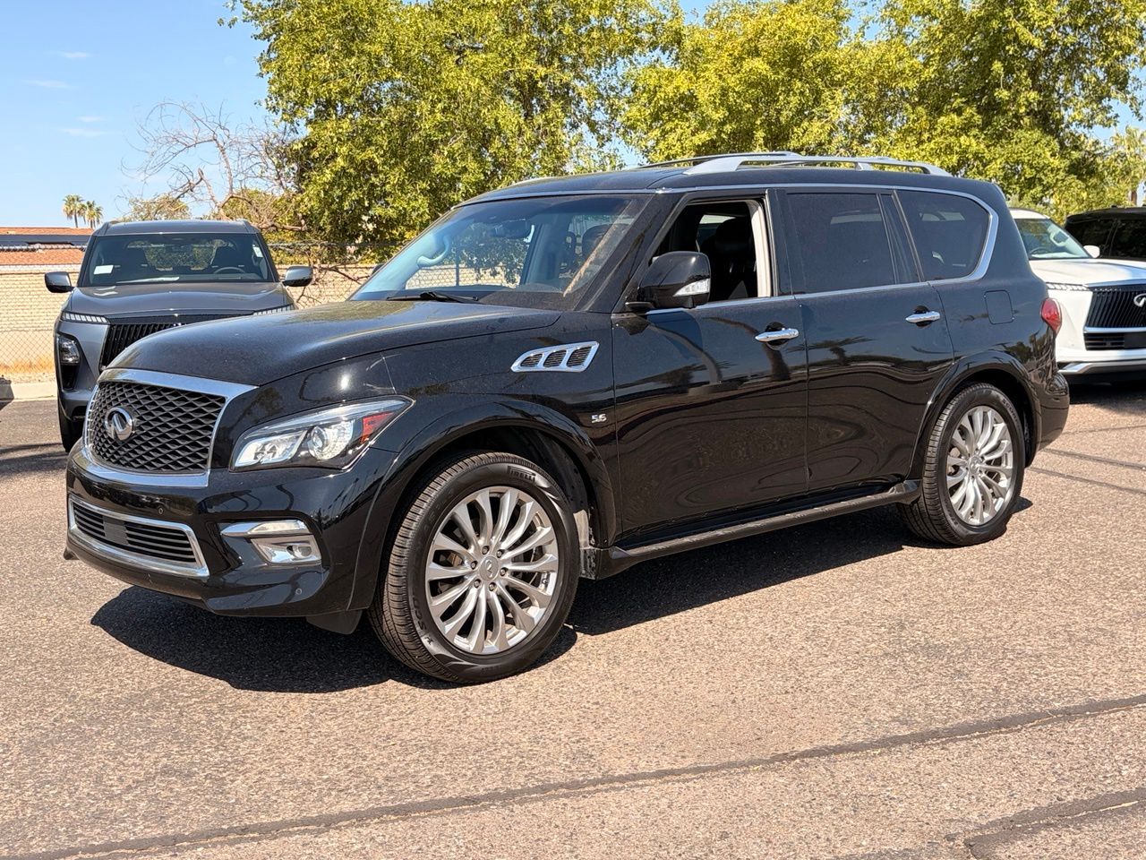  2016 INFINITI QX80 RWD   