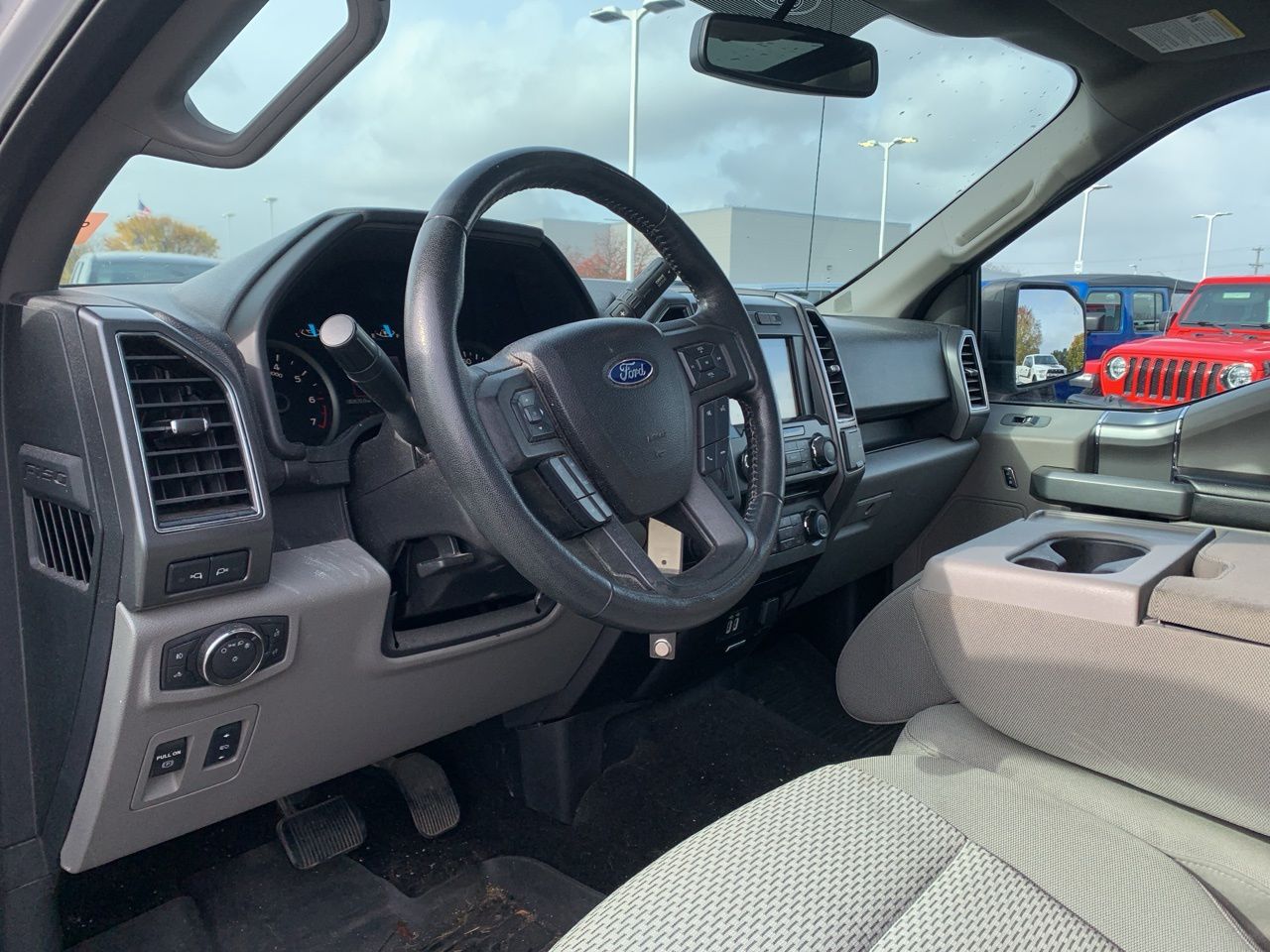 2018 Ford F-150 XLT 16