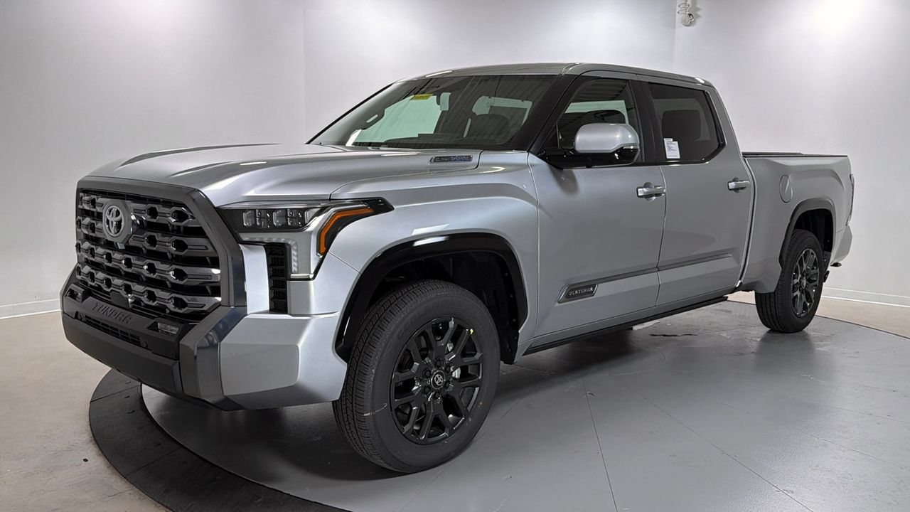 2026 Toyota Tundra Hybrid Platinum