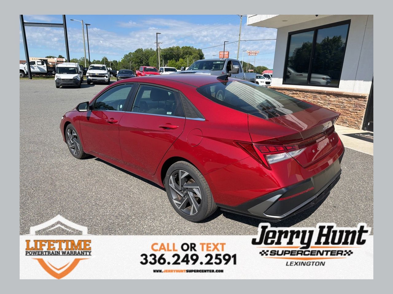 Ultimate Red 2025 Hyundai Elantra SEL Convenience FWD Sedan Front-Wheel Drive Continuously Variable Transmission