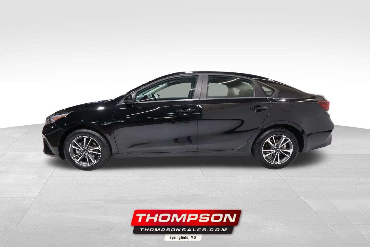 2024 Kia Forte LXS FWD