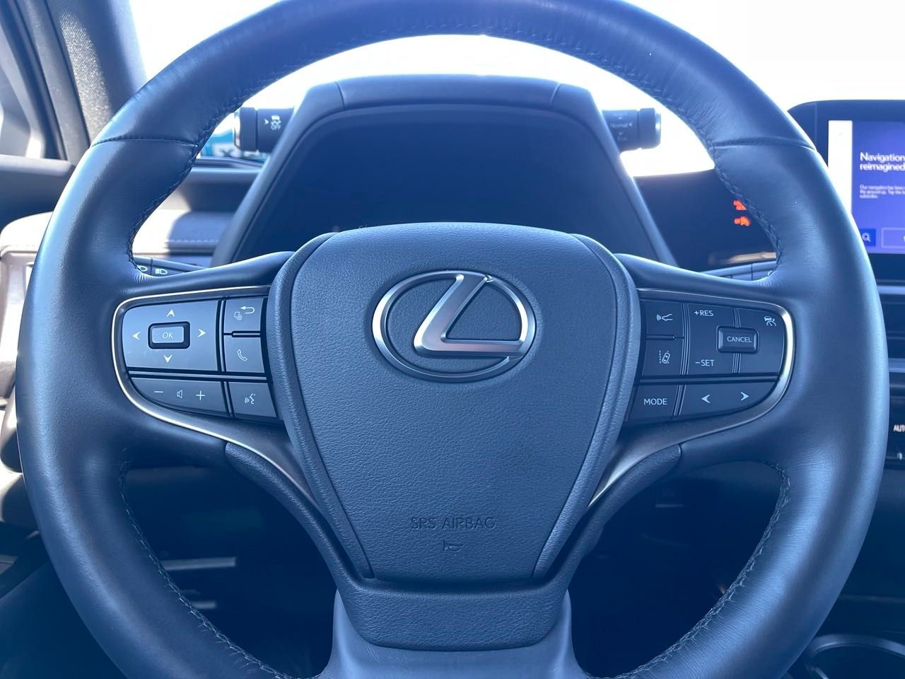 2024 Lexus UX 250h Premium 17