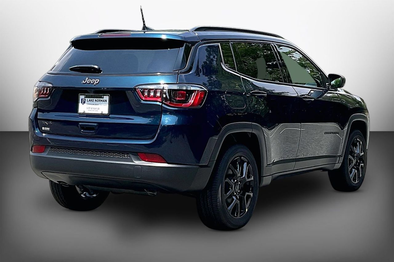New 2026 Blue Jeep Latitude image 8