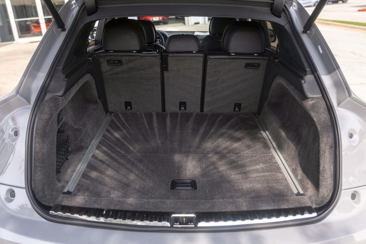 Used Car 2025 Bentley Bentayga  S For Sale Under $240,000 In Austin, Texas