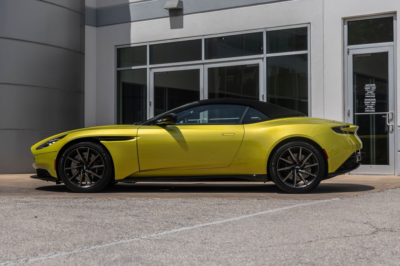 Used Car 2022 Aston Martin Db11  Volante For Sale Under $170,000 In Austin, Texas