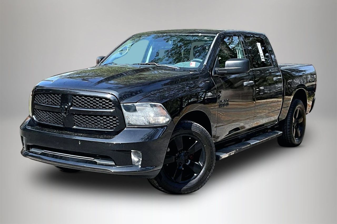 Brilliant Black Crystal Pearlcoat 2016 RAM 1500 Express Crew Cab RWD Pickup Truck 4X2 8-Speed Automatic