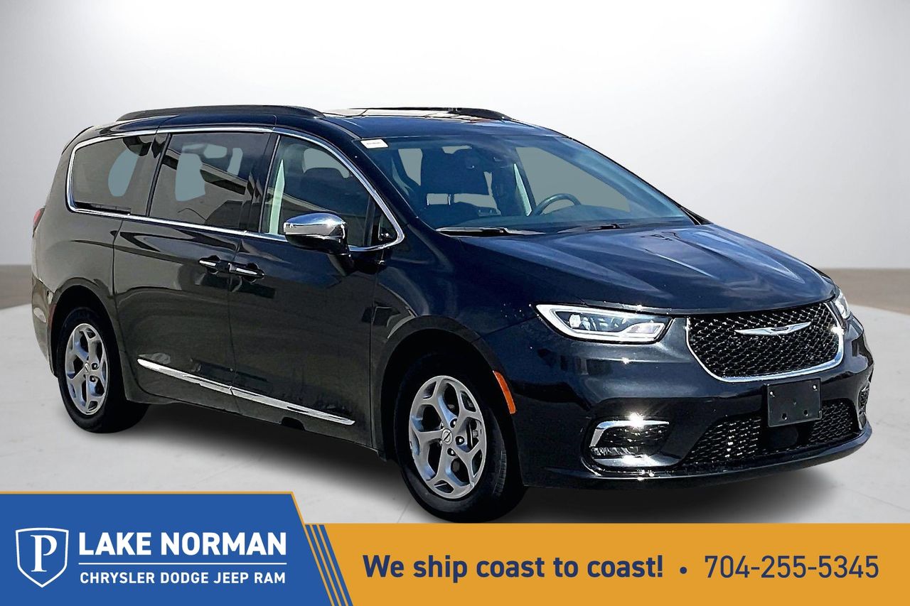 2023 Chrysler Pacifica Limited FWD