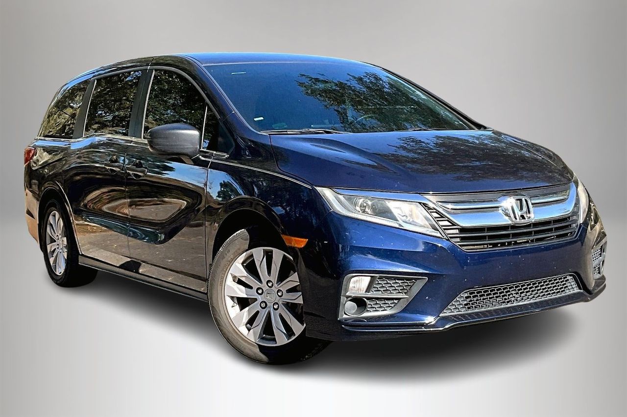 2018 Honda Odyssey LX FWD