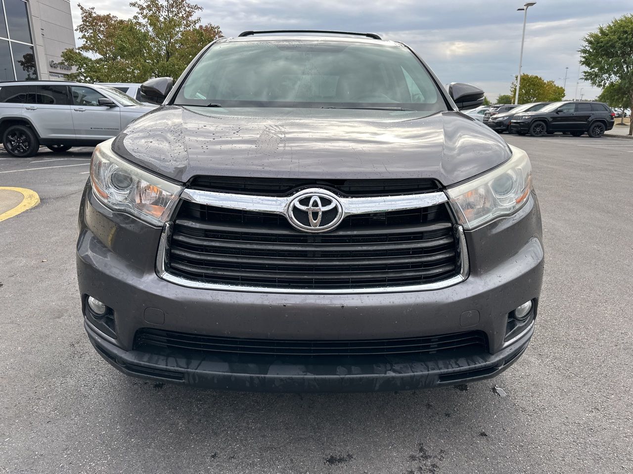 2015 Toyota Highlander LE V6 2