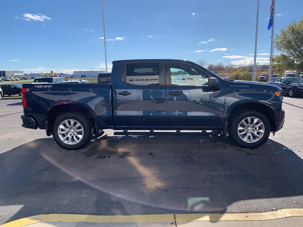 2019 Chevrolet Silverado 1500 Custom 2