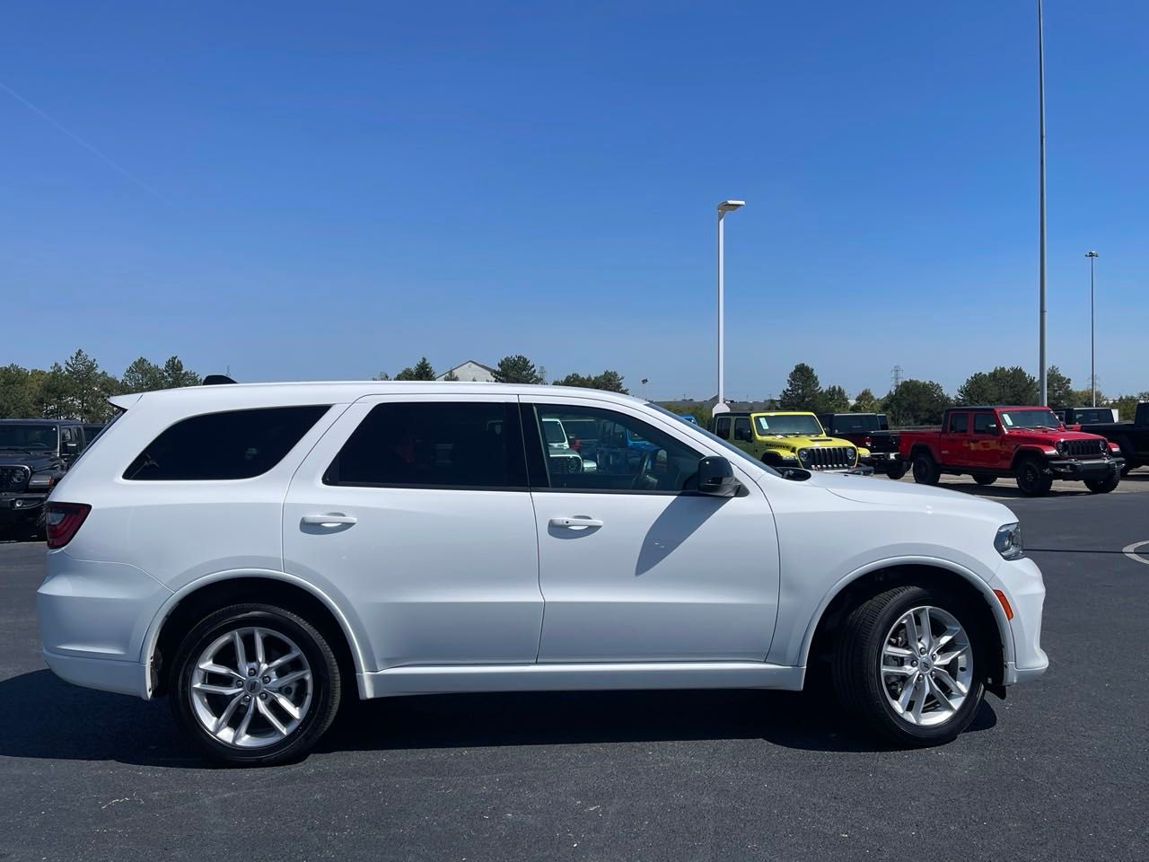 2023 Dodge Durango GT 2