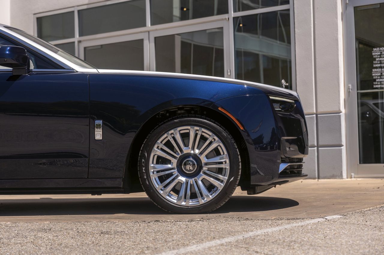 New Car 2025 Rolls-royce Ghost  Base For Sale Under $430,000 In Austin, Texas