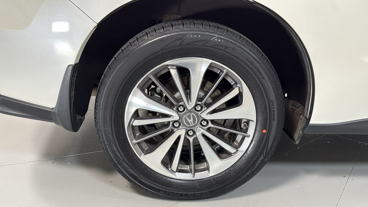 Used 2017  Acura Advance Package image 22