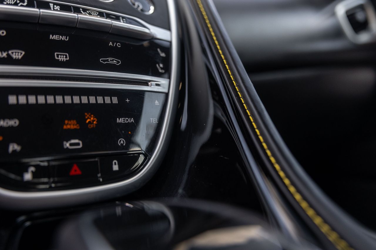 Used Car 2022 Aston Martin Db11  Volante For Sale Under $170,000 In Austin, Texas