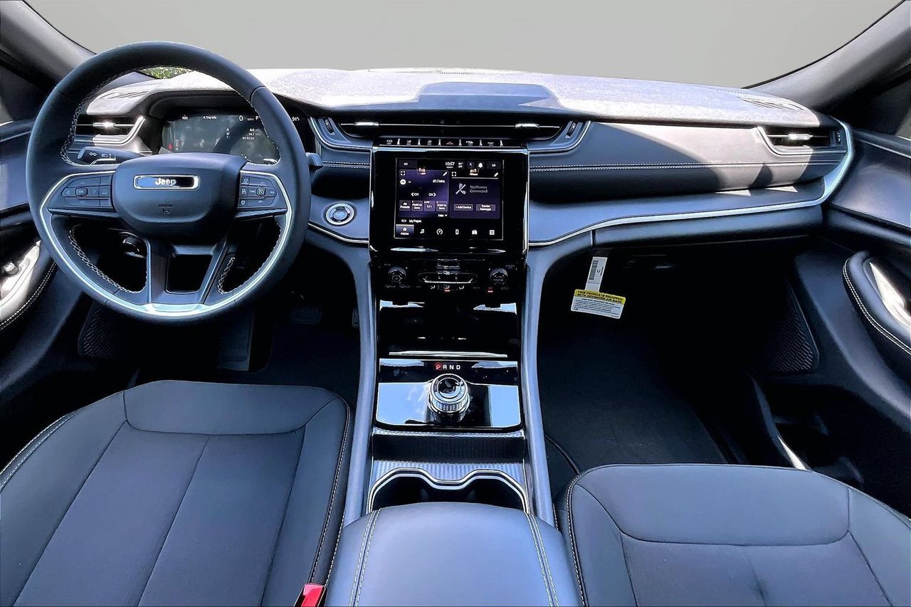 New 2026 Silver Jeep Laredo image 9