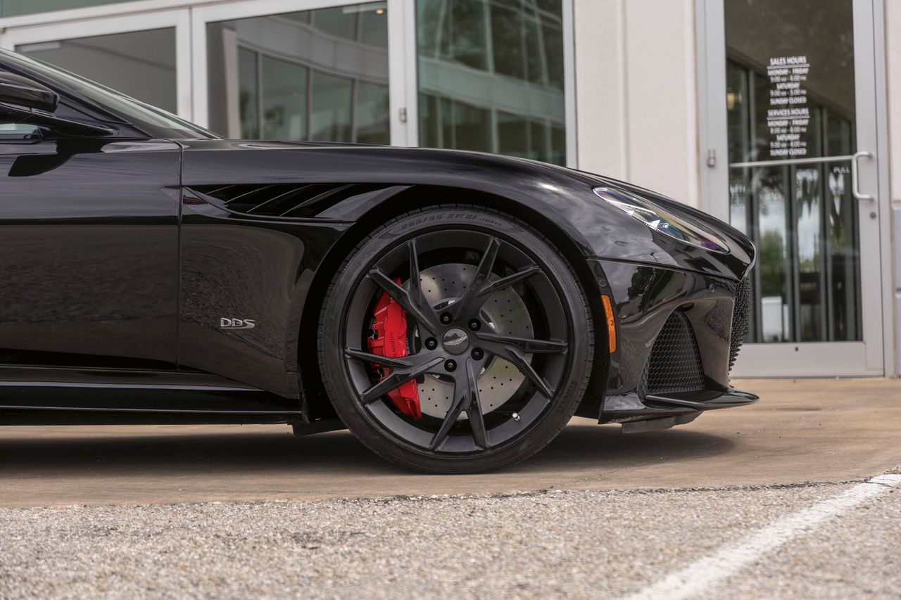 Used Car 2019 Aston Martin Dbs  Superleggera For Sale Under $230,000 In Austin, Texas