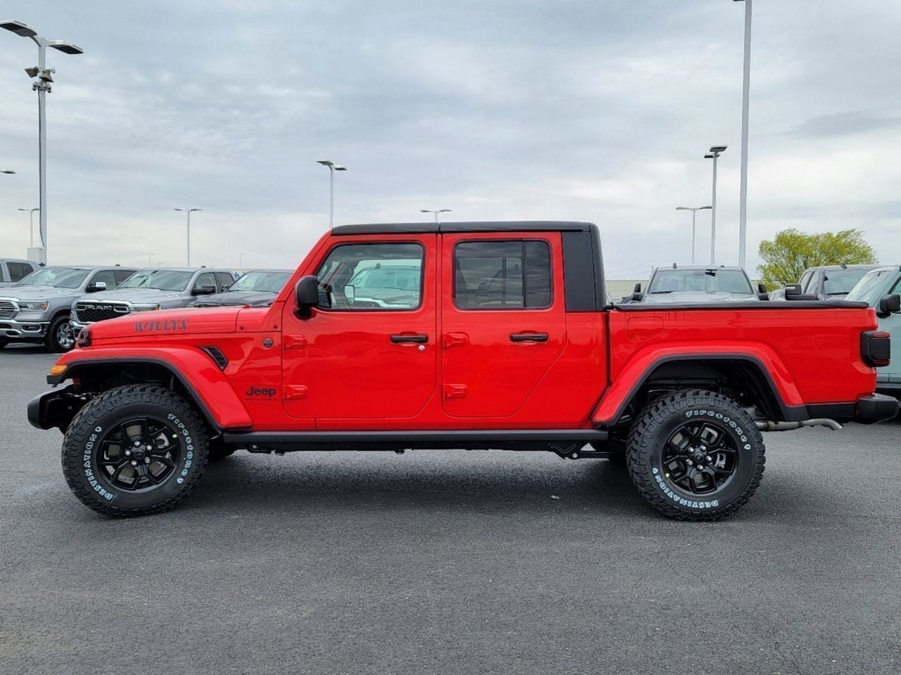 2024 Jeep Gladiator  4