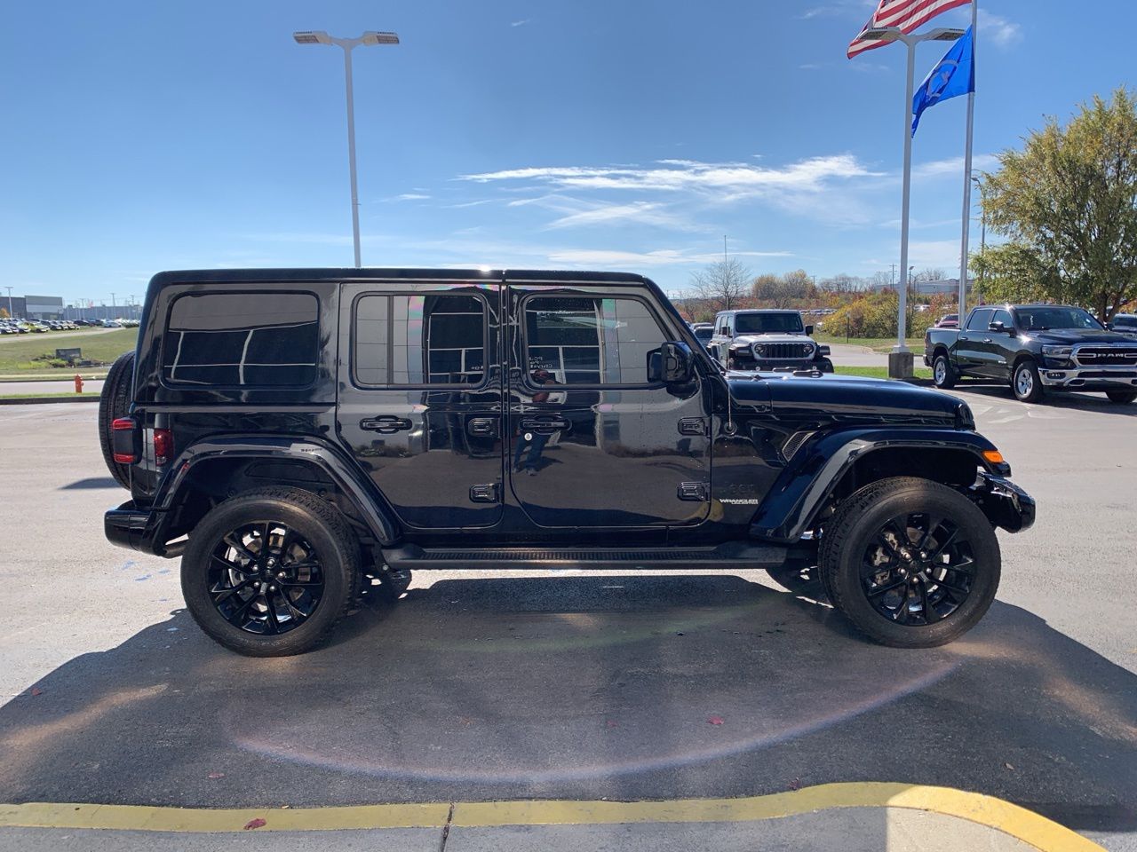 2021 Jeep Wrangler Unlimited Sahara High Altitude 2