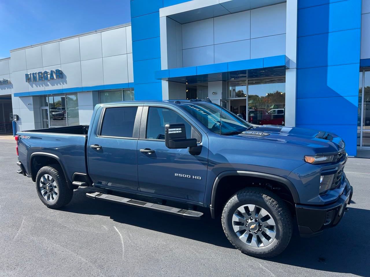 2025 Chevrolet Silverado 2500HD Custom 4