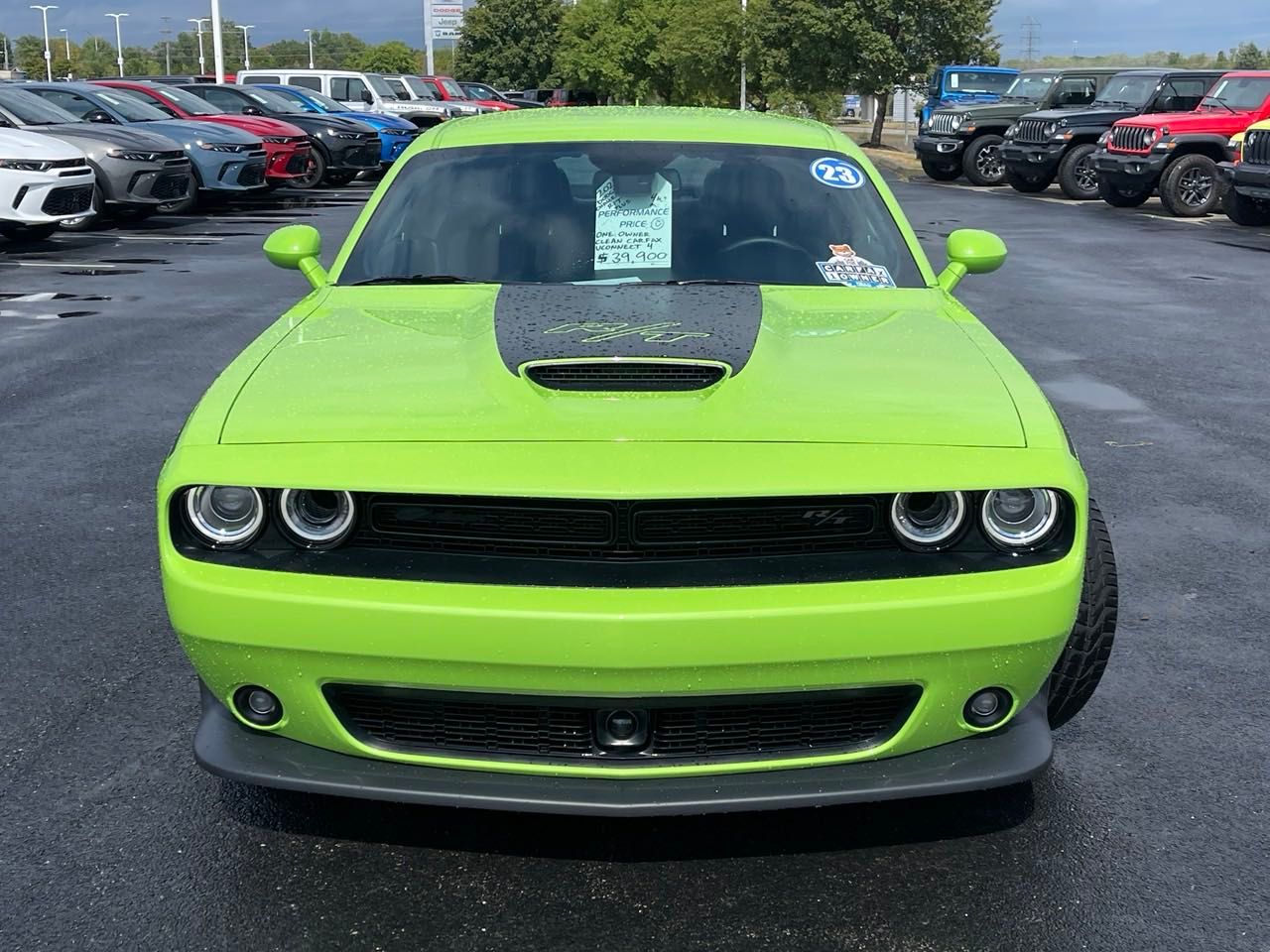 2023 Dodge Challenger R/T 8