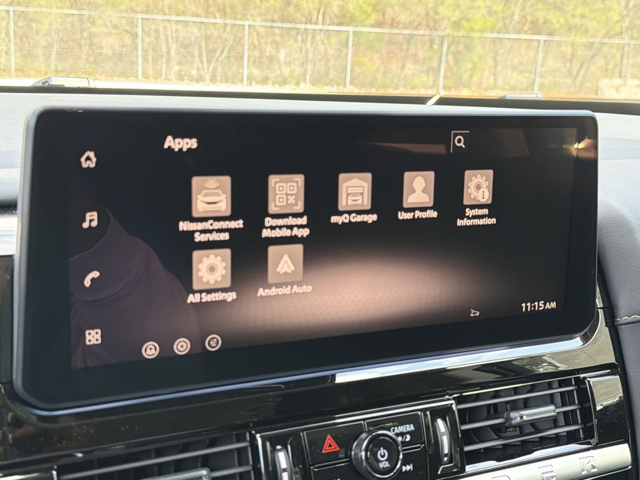 View vehicle photo 6