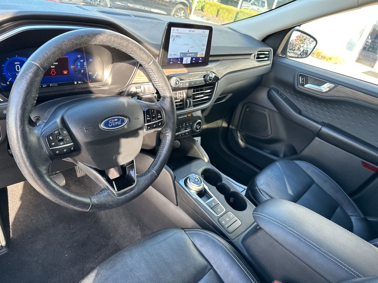 2020 Ford Escape Titanium Hybrid 12