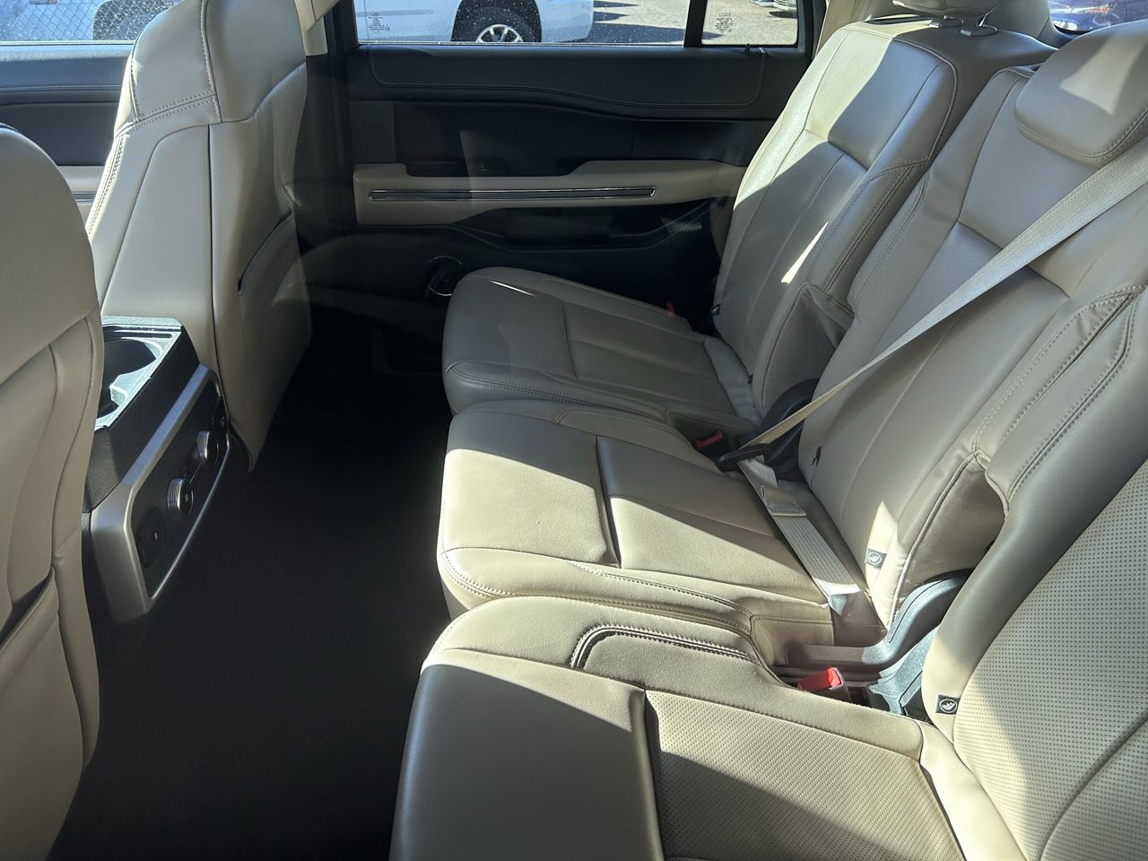 used 2024 Ford Expedition Max car, priced at $30,600