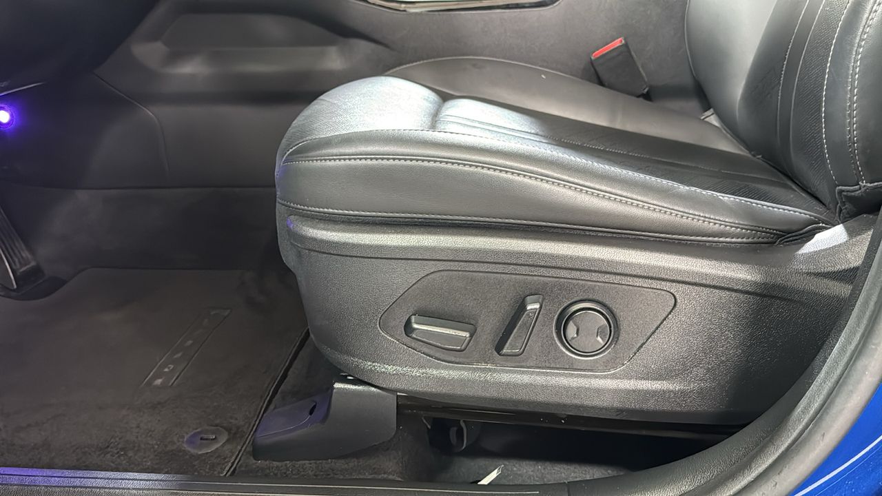 Used 2021 Blue Kia SX image 14