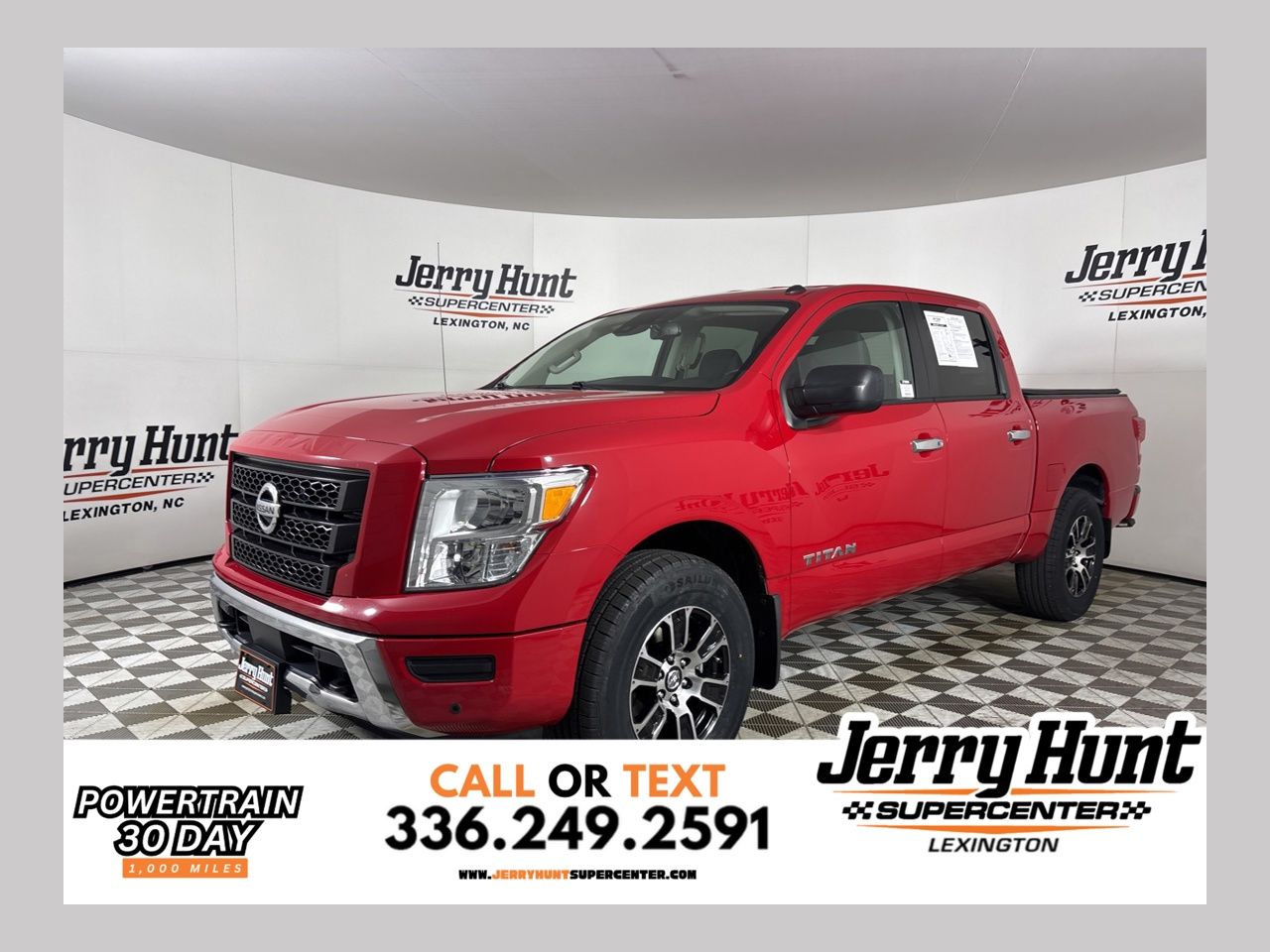 2021 Nissan Titan SV Crew Cab 4WD