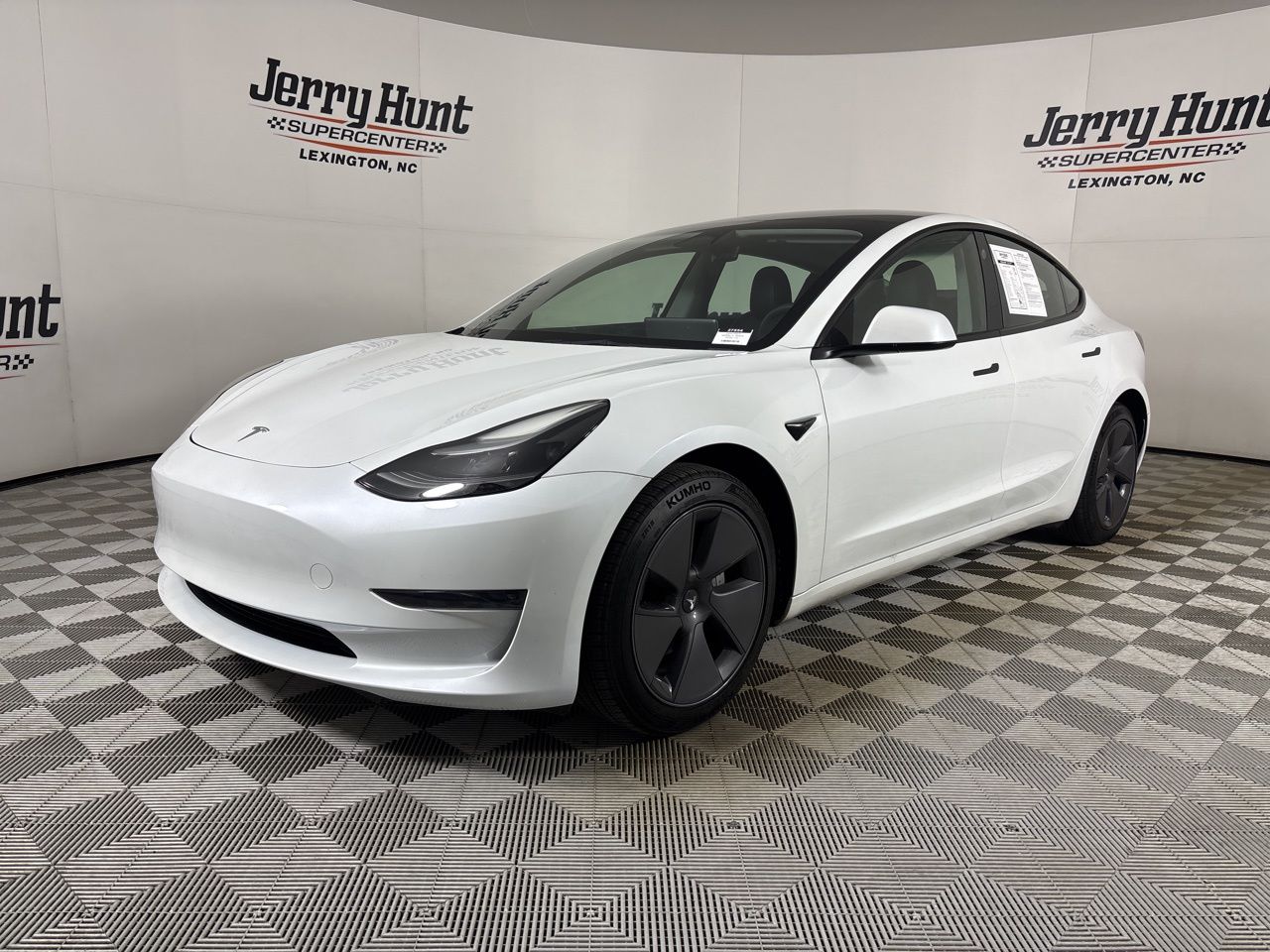 2023 Tesla Model 3 RWD