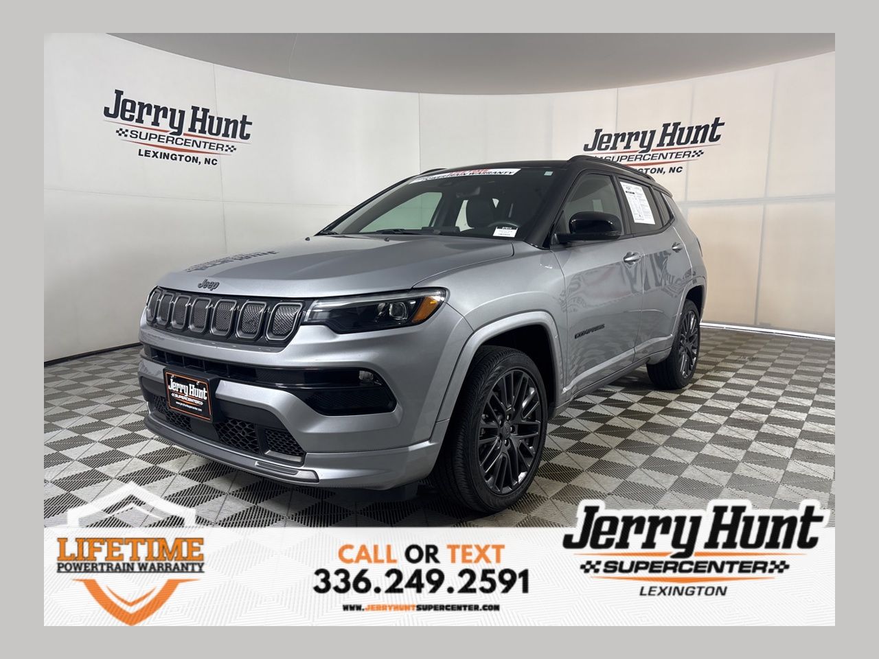 Billet Silver Metallic Clearcoat 2022 Jeep Compass SUV / Crossover Four-Wheel Drive 9-Speed Automatic
