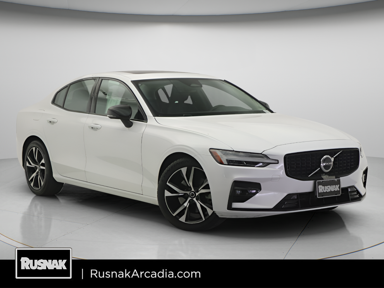 Crystal White Metallic 2024 Volvo S60 Sedan Front-Wheel Drive Automatic