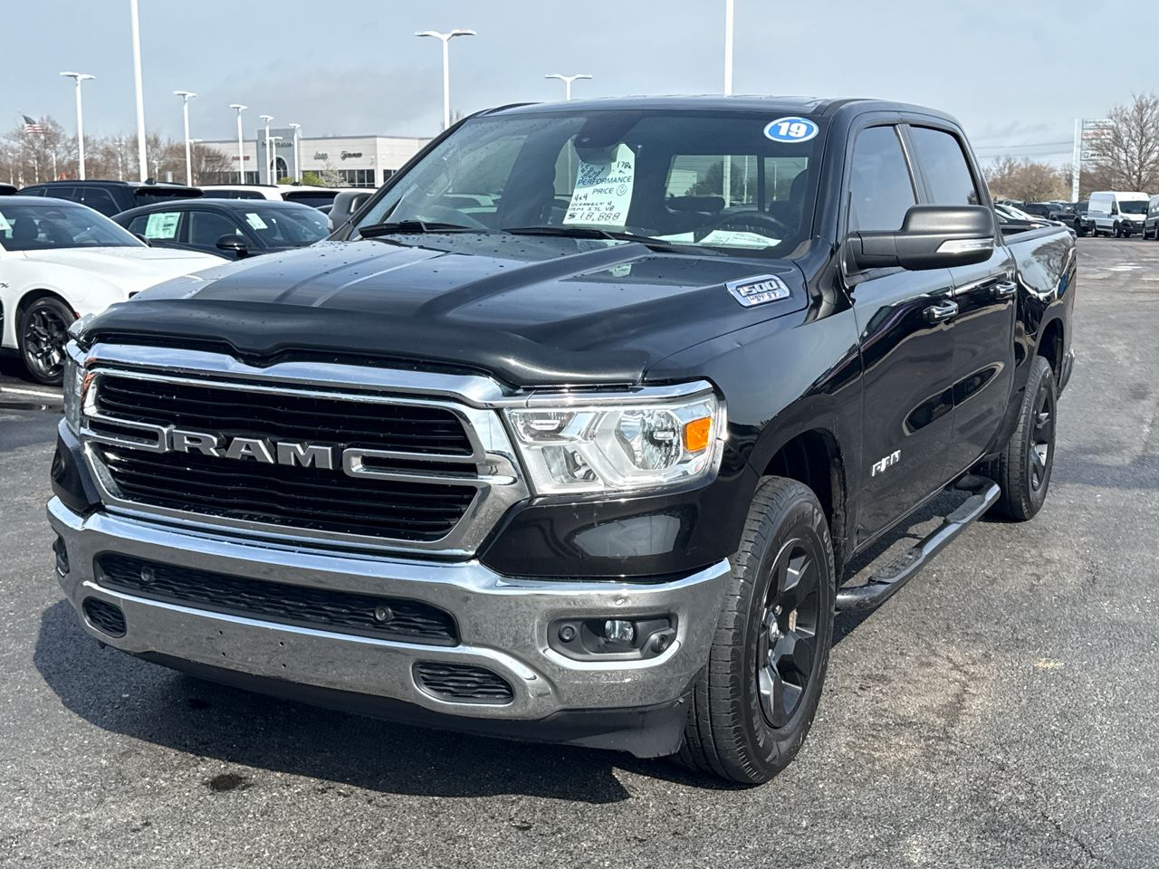 View vehicle photo 6