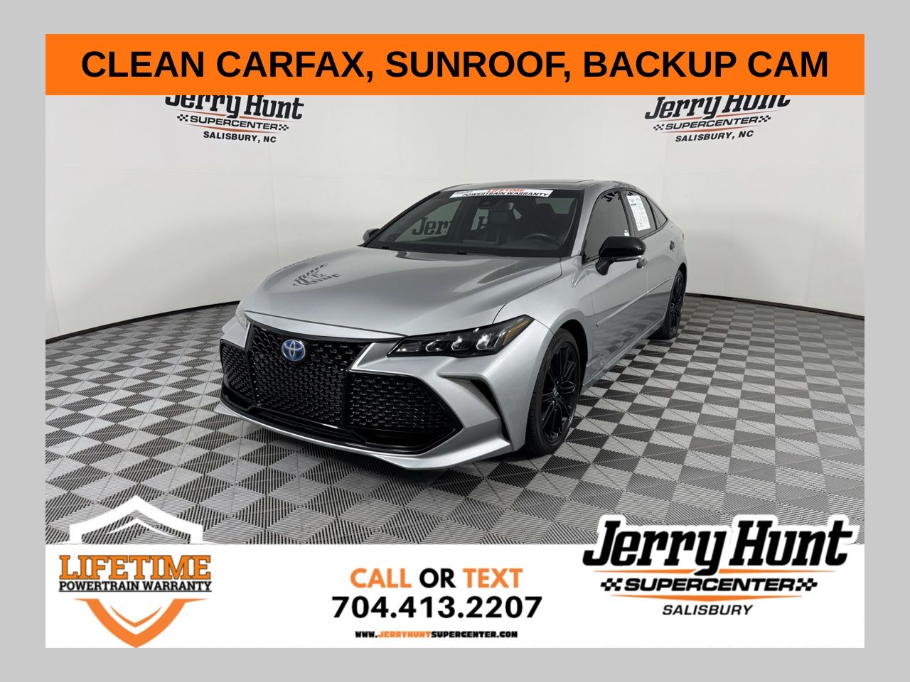 2022 Toyota Avalon Hybrid XSE Nightshade FWD