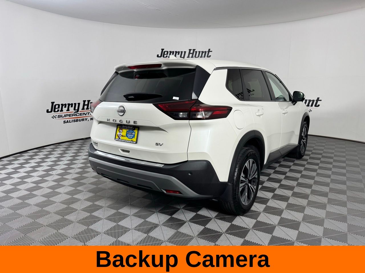 View vehicle photo 7