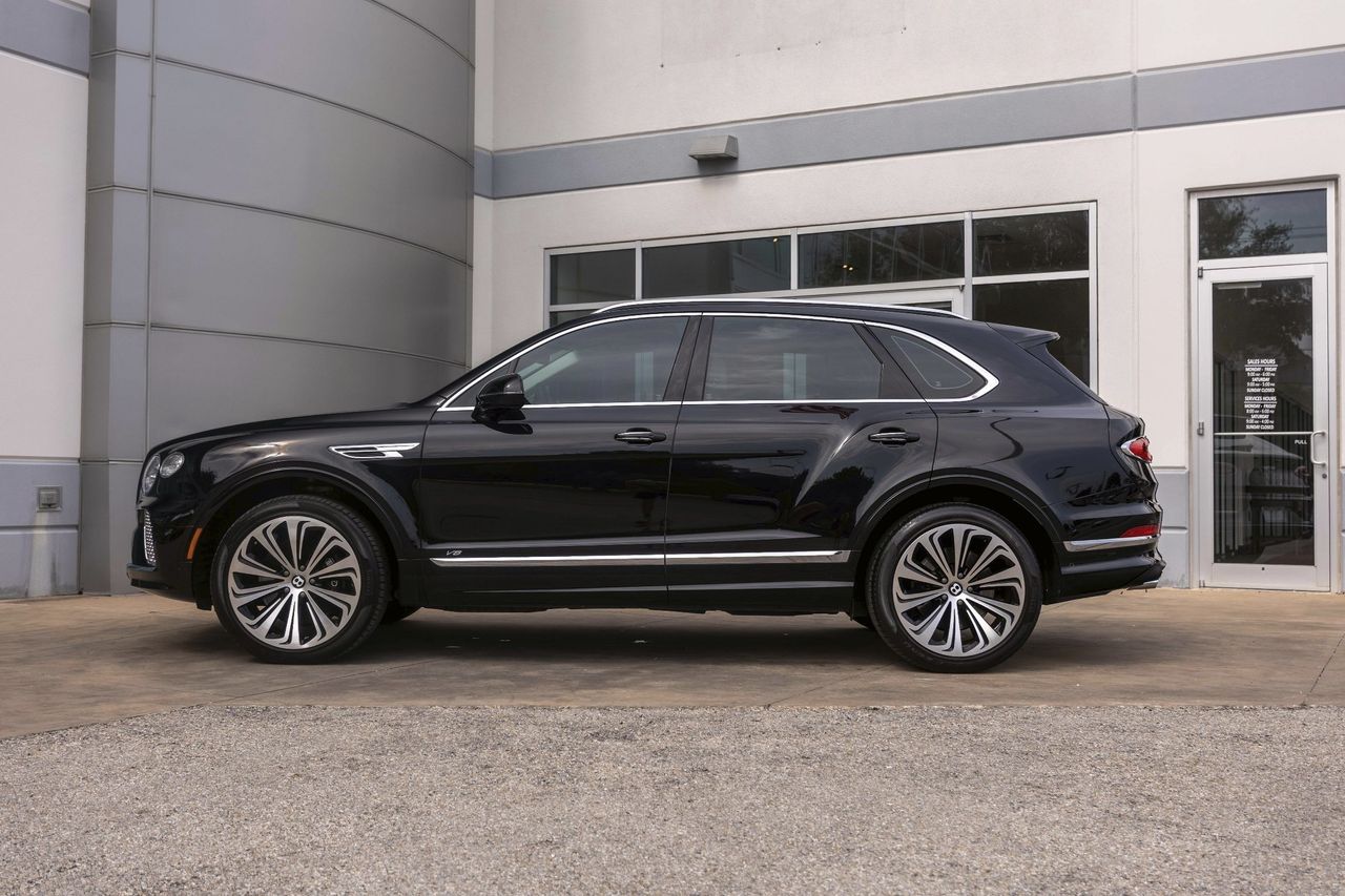 Used Car 2021 Bentley Bentayga  V8 For Sale Under $130,000 In Austin, Texas