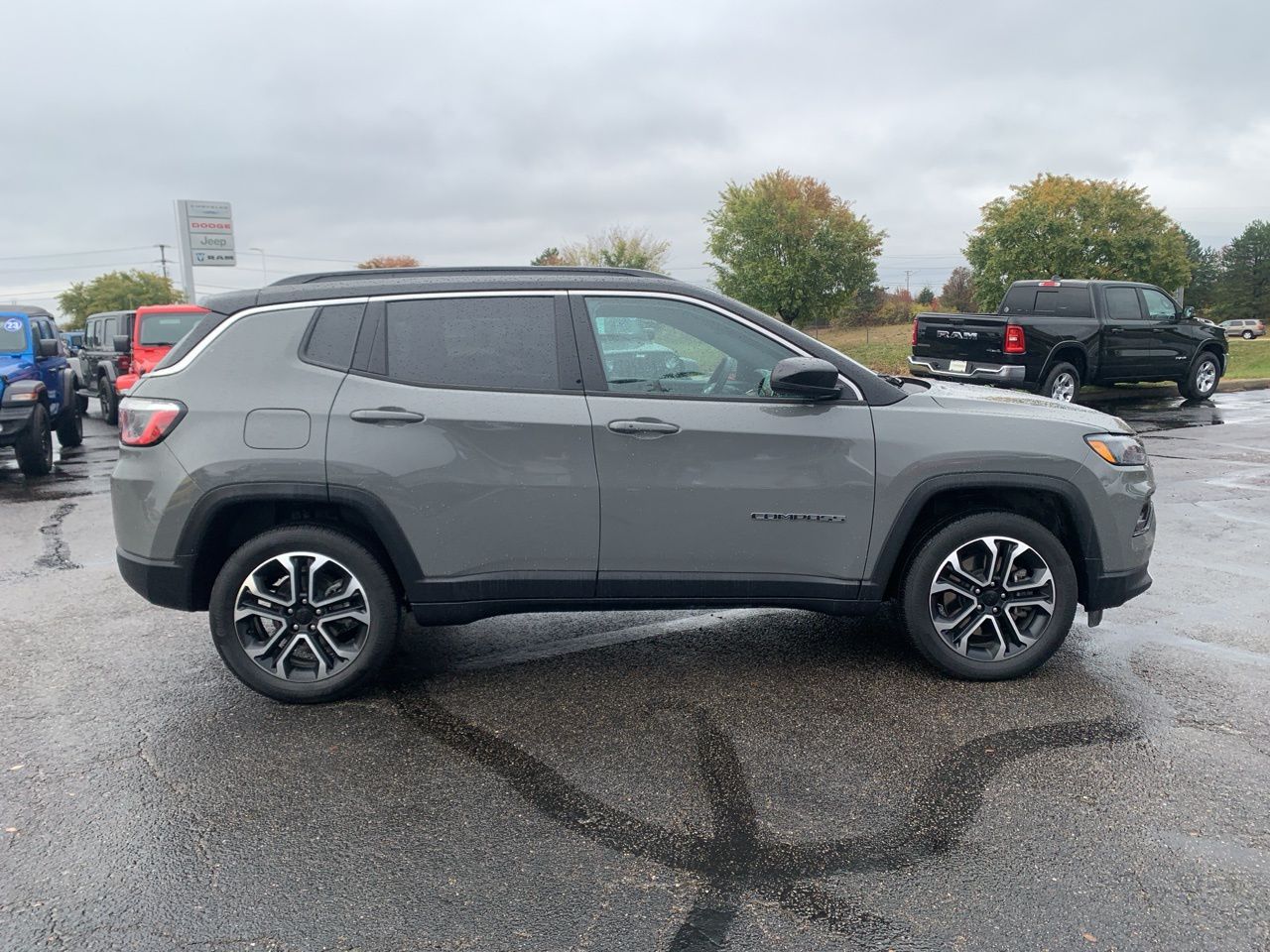 2023 Jeep Compass Limited 2