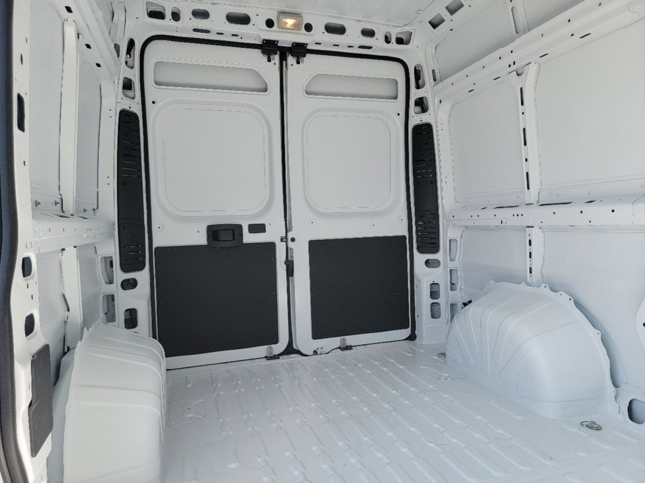 2024 Ram ProMaster 1500 Base 12