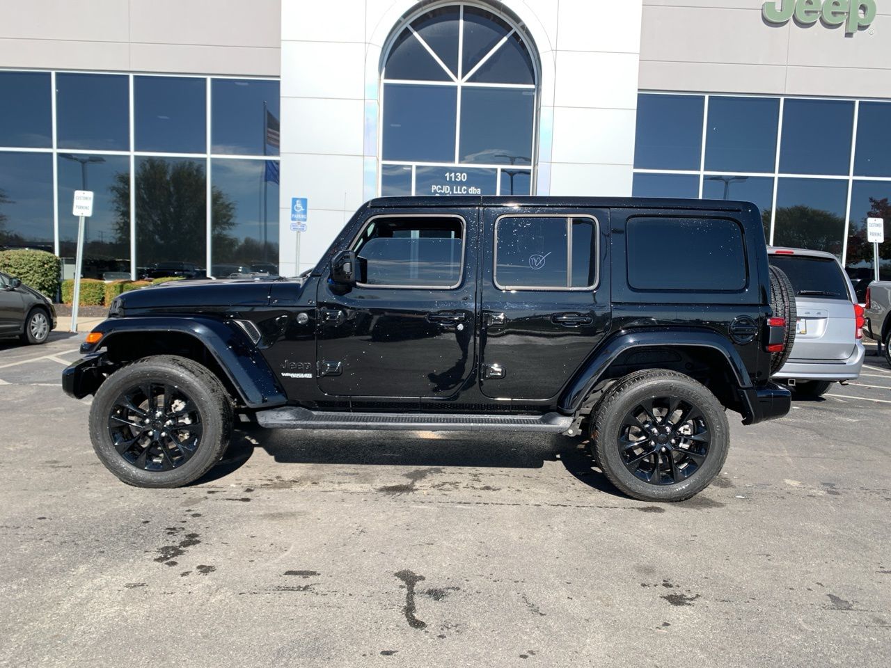 2021 Jeep Wrangler Unlimited Sahara High Altitude 6