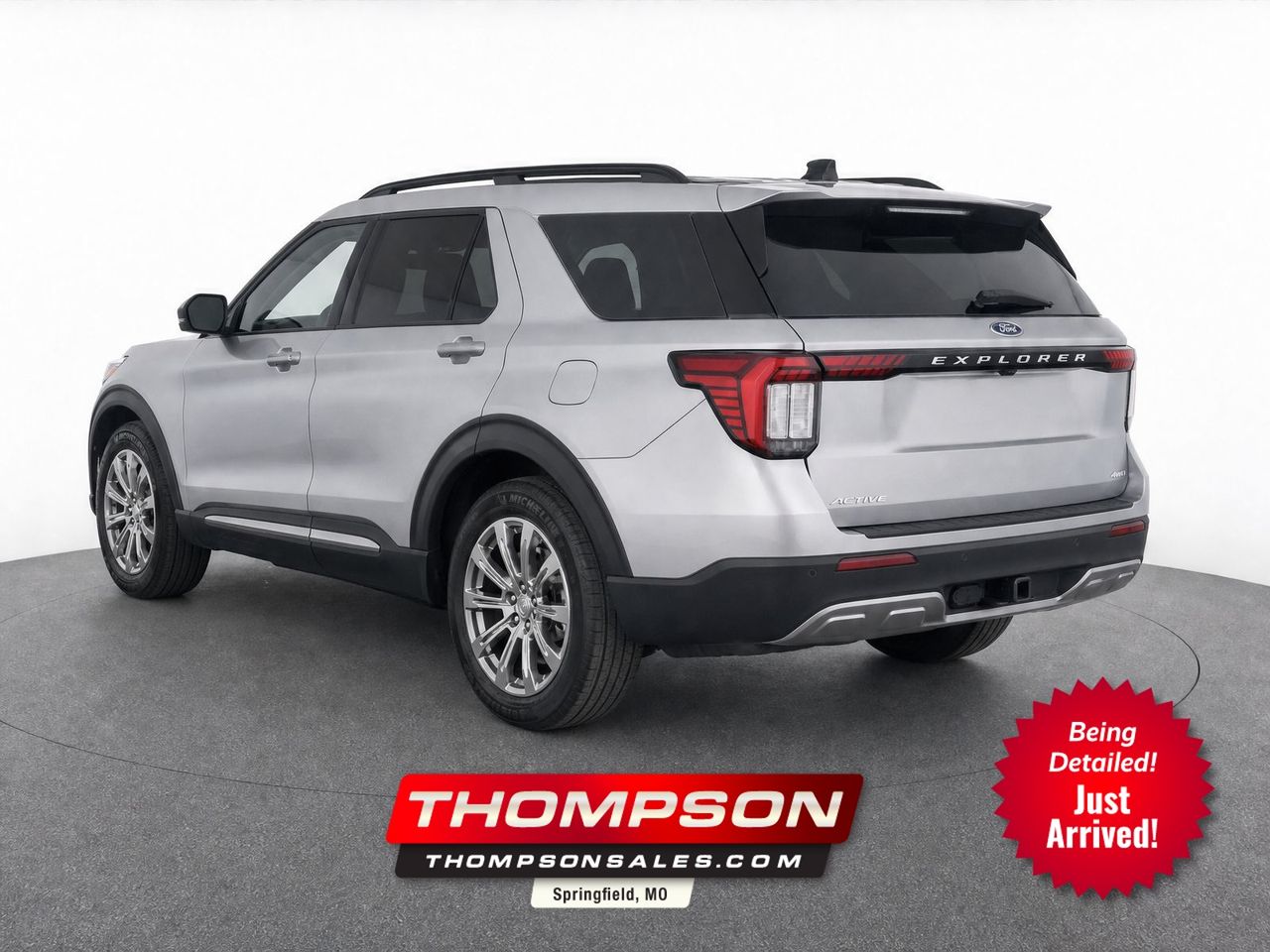 Space White Metallic 2025 Ford Explorer SUV / Crossover All-Wheel Drive Automatic