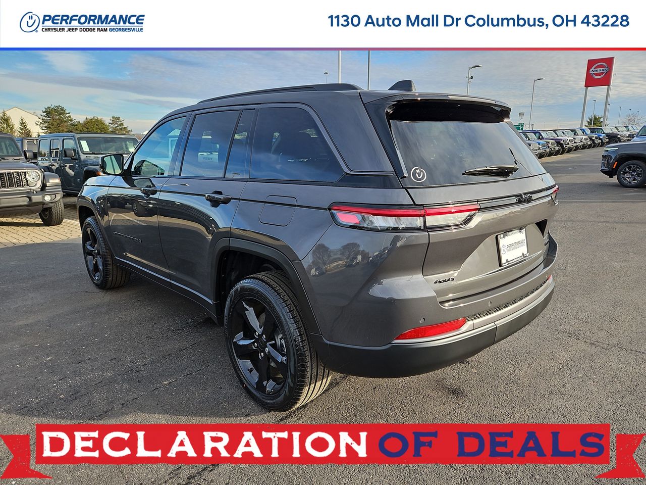 View vehicle photo 5