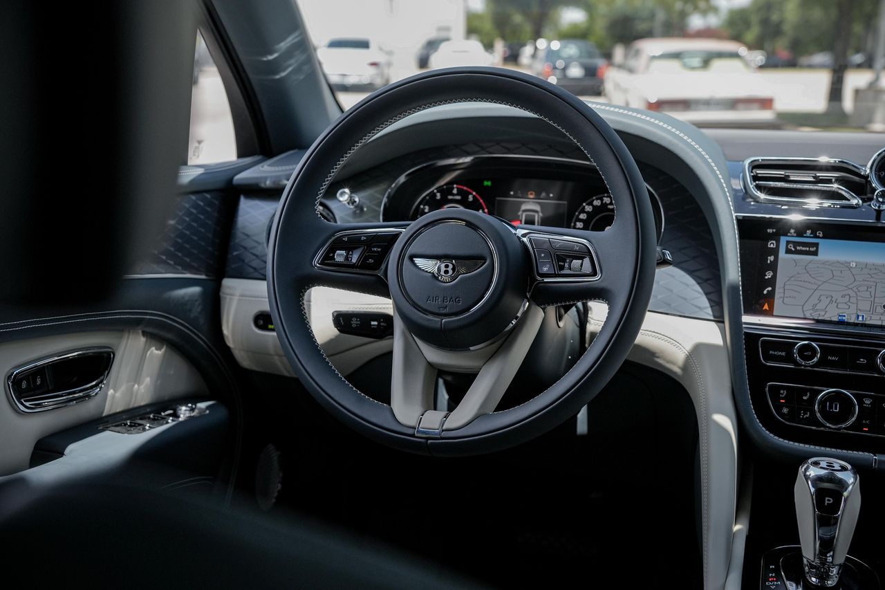 New Car 2025 Bentley Bentayga  S For Sale Under $320,000 In Austin, Texas