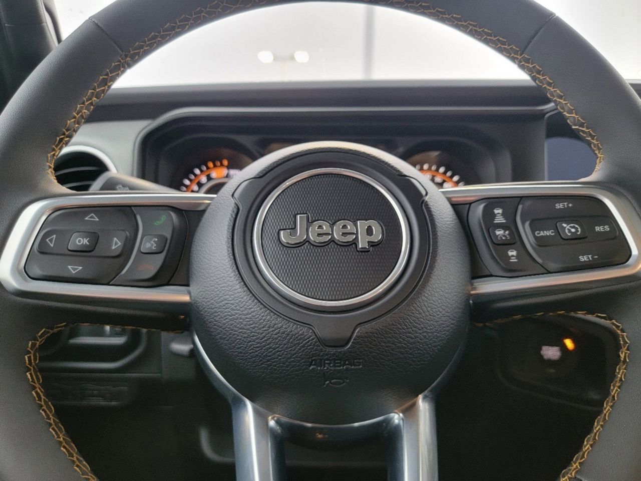 2024 Jeep Wrangler Sahara 22