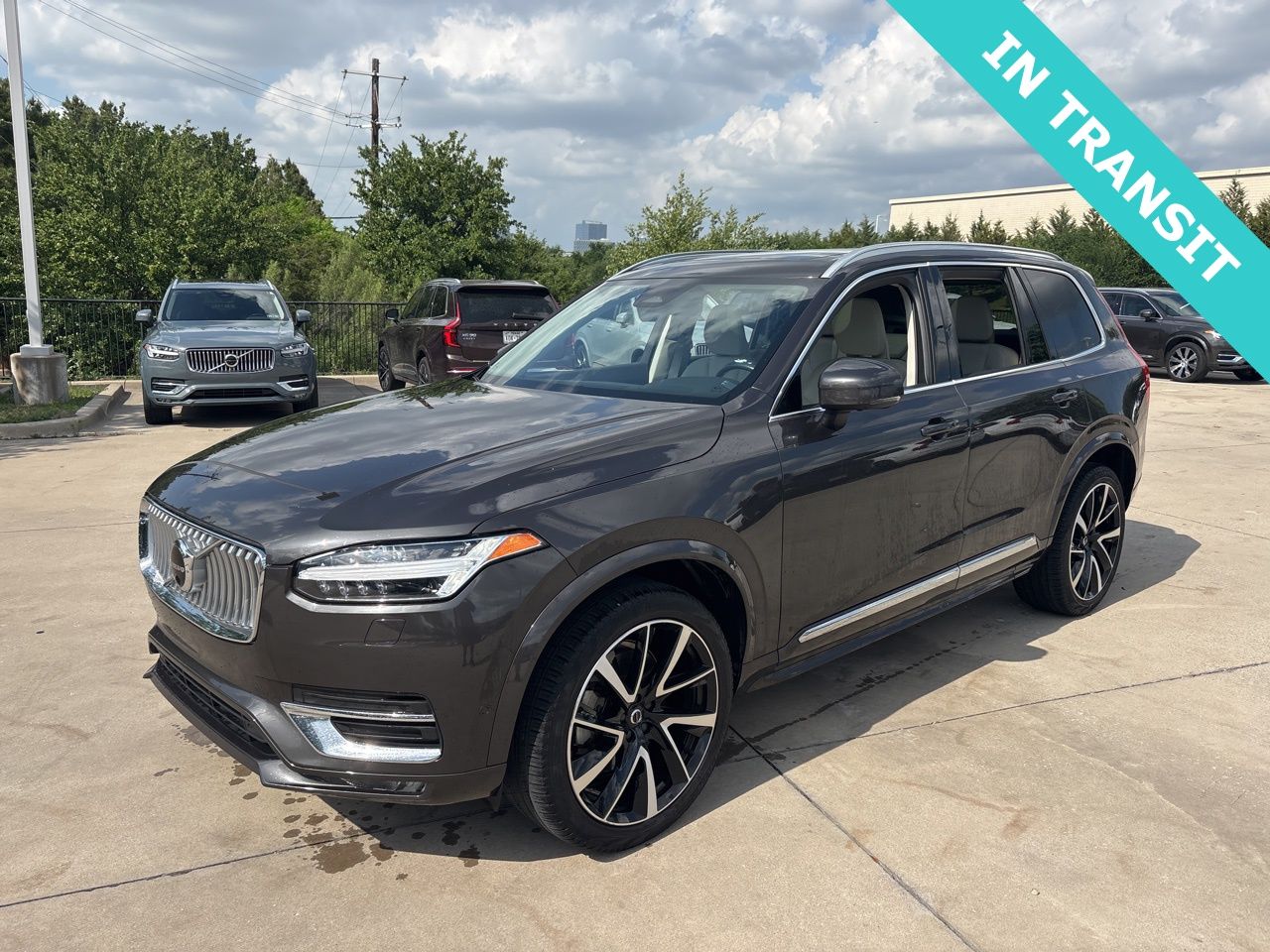 Platinum Gray Metallic 2023 Volvo XC90 B6 Plus Bright Theme 7-Passenger AWD SUV / Crossover All-Wheel Drive Automatic