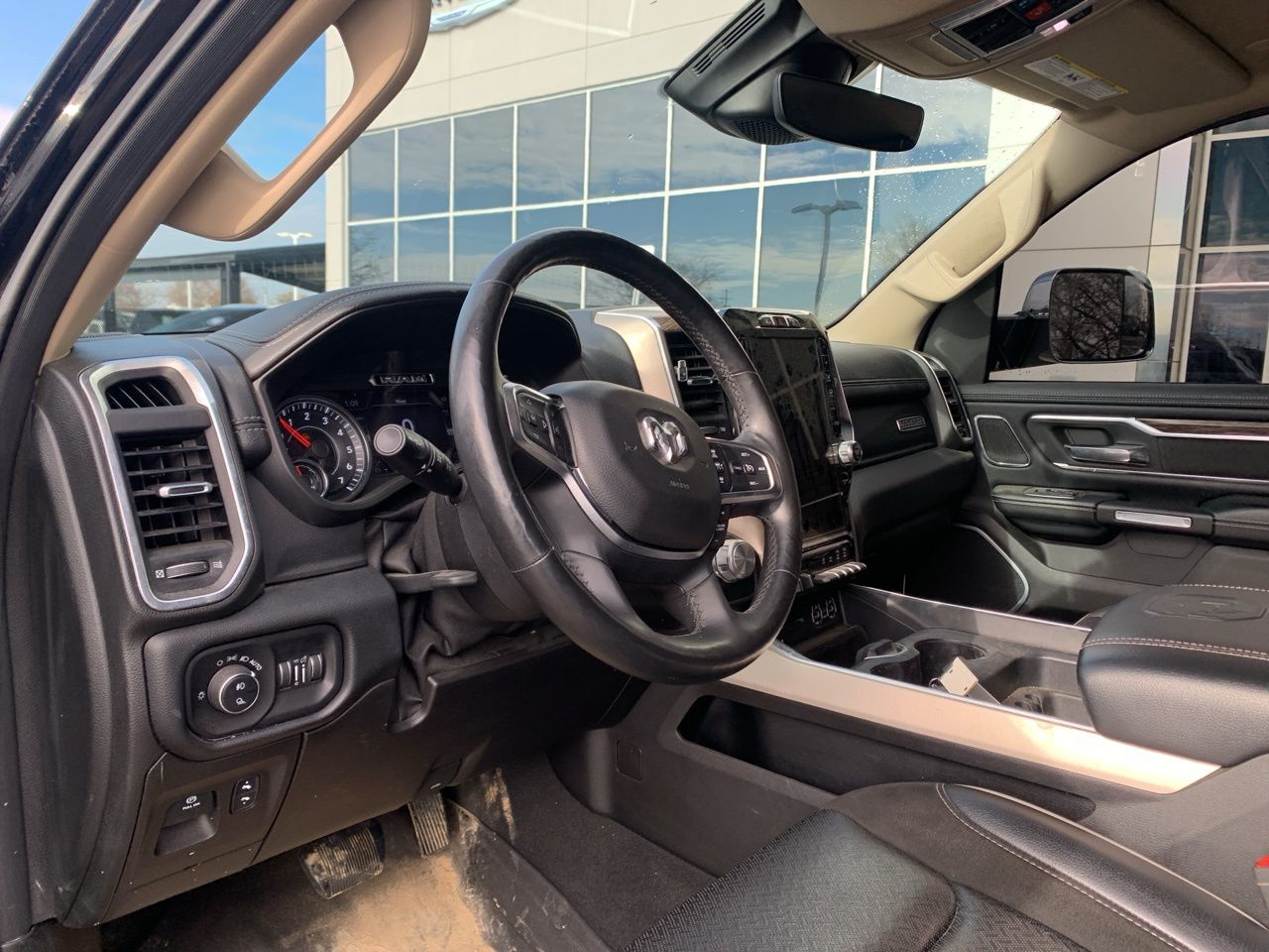 2019 Ram 1500 Laramie 16