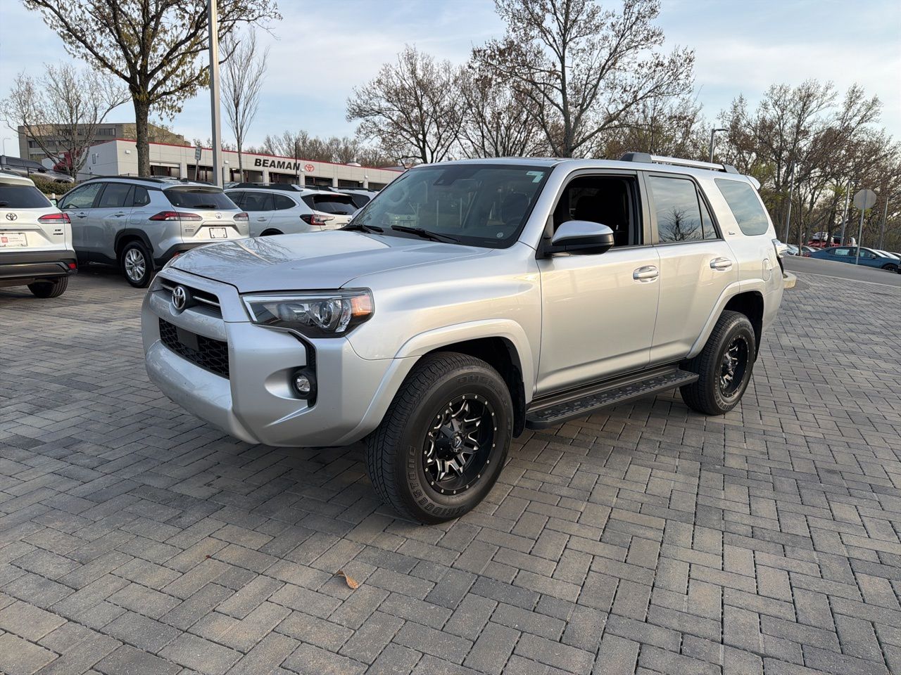 2023 Toyota 4Runner SR5 4WD