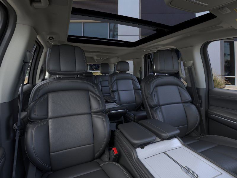 new 2025 Lincoln Navigator L car, priced at $109,430