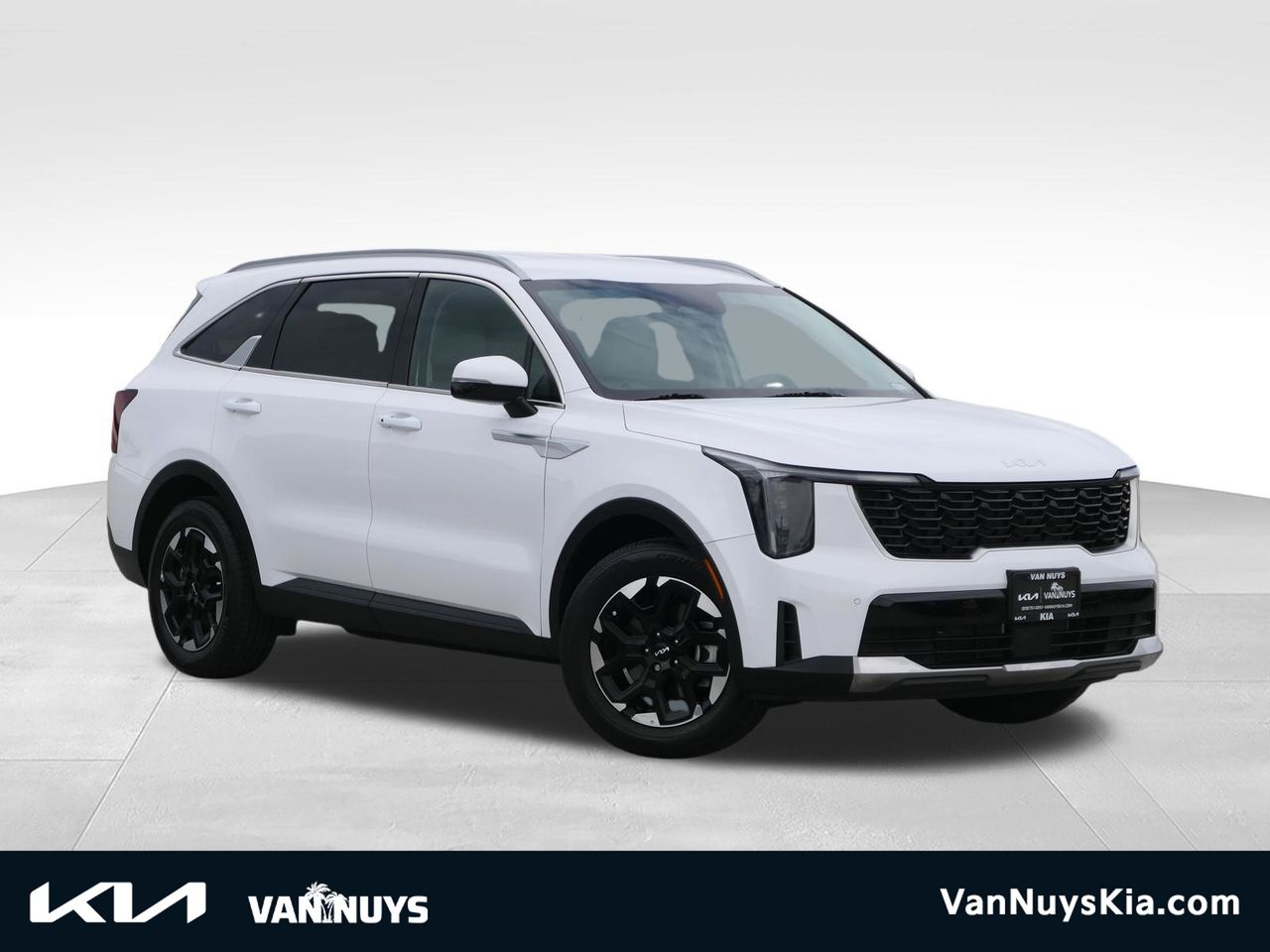 White Pearl 2026 Kia Sorento SUV / Crossover Front-Wheel Drive 8-Speed Automatic
