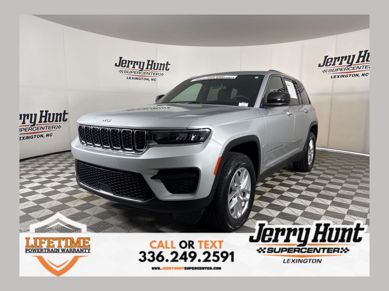 Silver Zynith 2025 Jeep Grand Cherokee SUV / Crossover Four-Wheel Drive 8-Speed Automatic